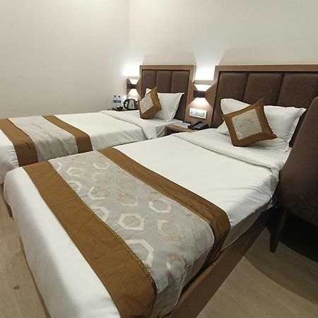 Hotel Beverly Palace Santacruz - Near Bkc - Mumbai Airport T1 Buitenkant foto