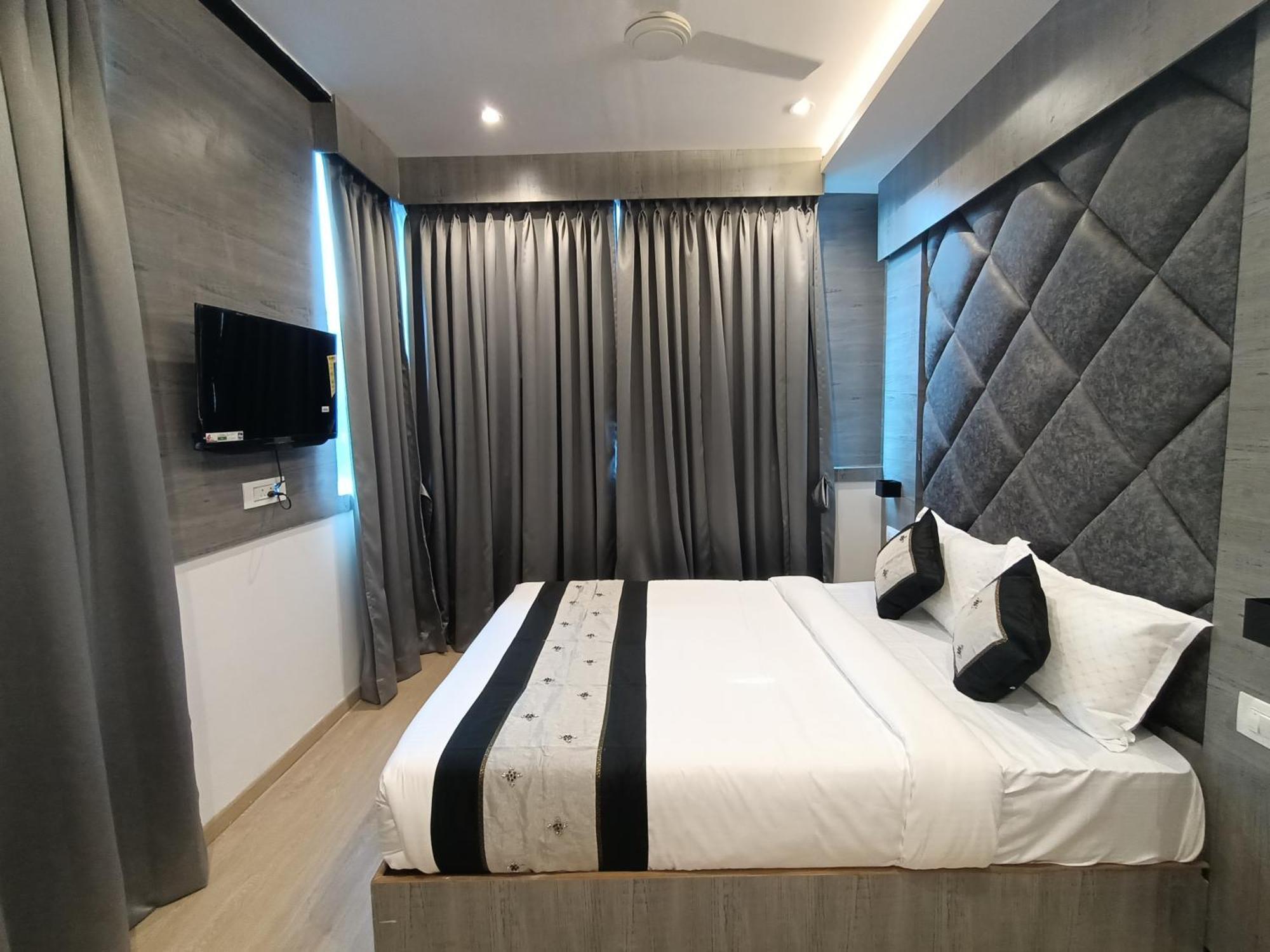 Hotel Beverly Palace Santacruz - Near Bkc - Mumbai Airport T1 Buitenkant foto