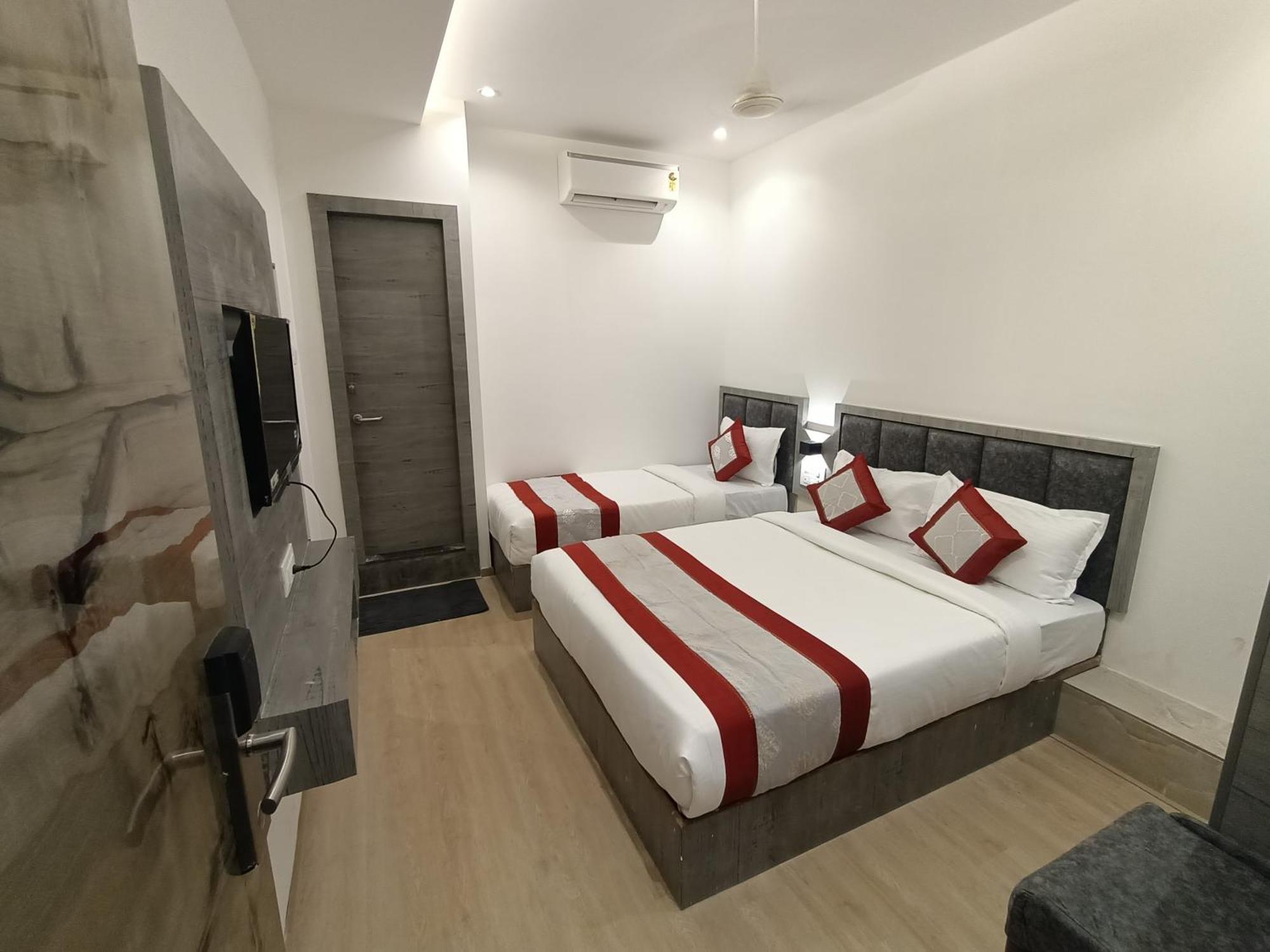 Hotel Beverly Palace Santacruz - Near Bkc - Mumbai Airport T1 Buitenkant foto