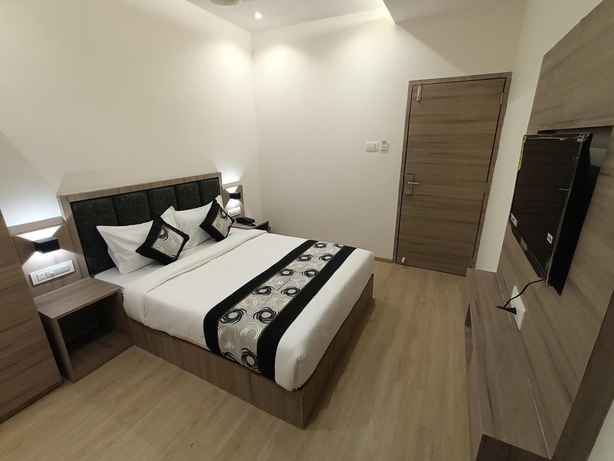 Hotel Beverly Palace Santacruz - Near Bkc - Mumbai Airport T1 Buitenkant foto