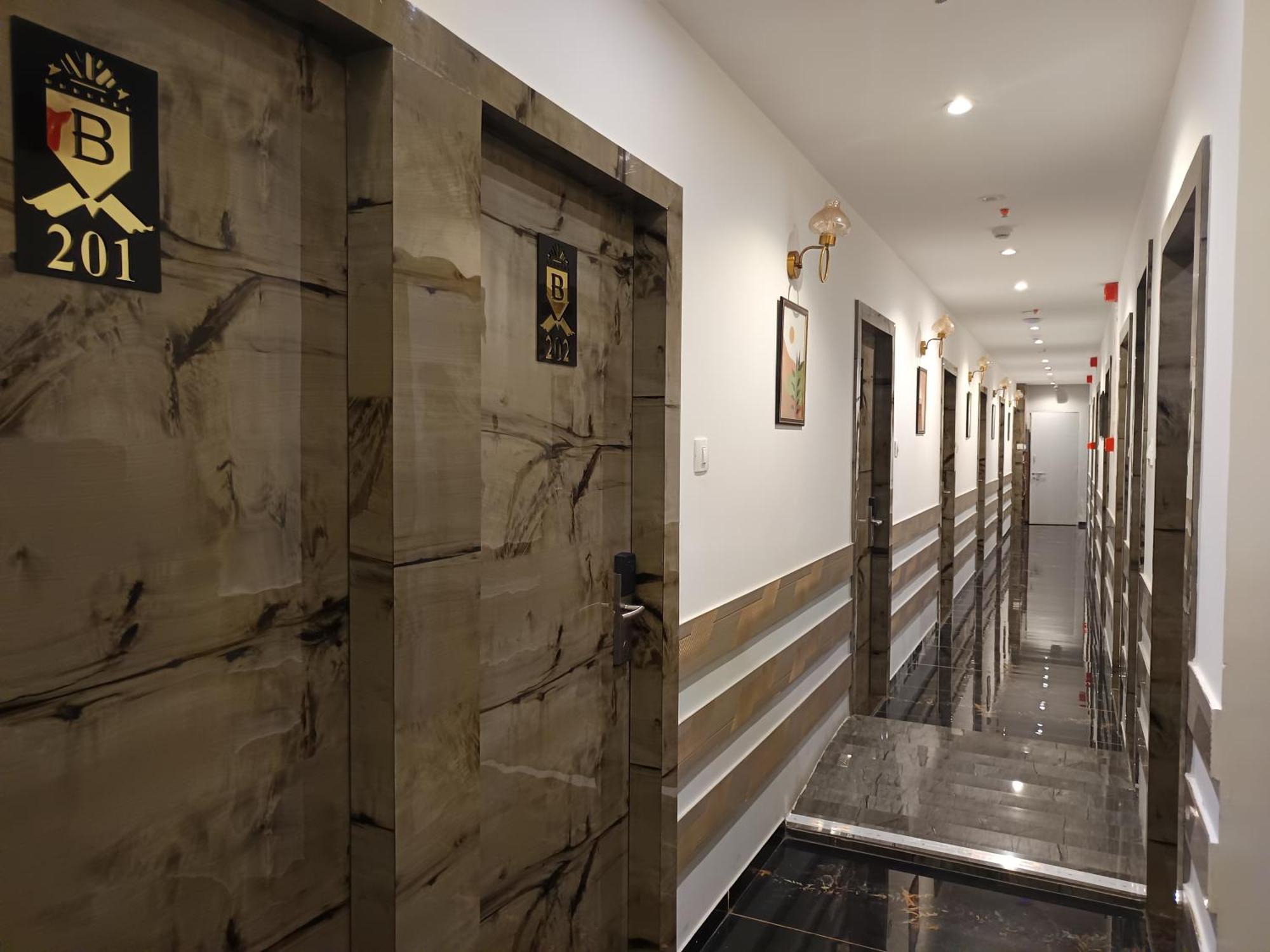 Hotel Beverly Palace Santacruz - Near Bkc - Mumbai Airport T1 Buitenkant foto